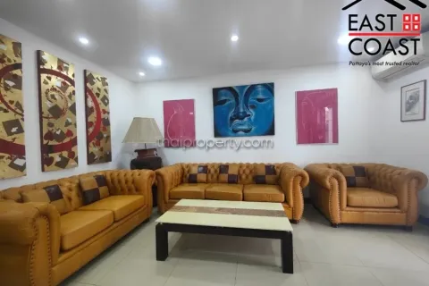 Casa de 3 dormitorios en Pattaya, Tailandia № 212816 - foto 3