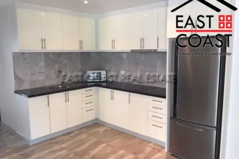 Condominio de 2 dormitorios en Pattaya, Tailandia № 212817 - foto 2