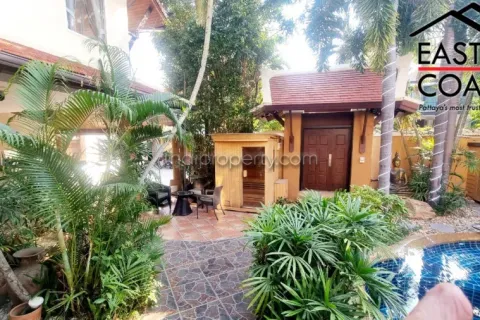 Casa de 4 dormitorios en Jomtien Beach, Pattaya, Tailandia № 212821 - foto 22