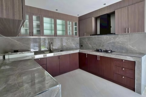 Maison à Pattaya, Thaïlande 5 chambres № 155683 - photo 9