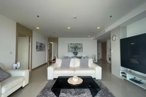 Appartement à Pattaya, Thaïlande 2 chambres № 155682 - photo 1