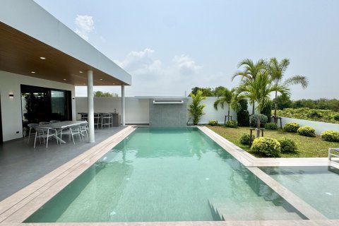 Maison à Pattaya, Thaïlande 3 chambres № 155685 - photo 11