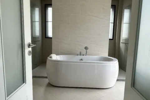 Дом в Паттайе, Таиланд с 5 комнатами № 155686 - фото 14