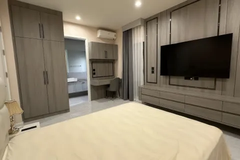 Дом в Паттайе, Таиланд с 5 комнатами № 155686 - фото 8