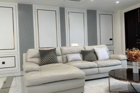 Дом в Паттайе, Таиланд с 5 комнатами № 155686 - фото 5