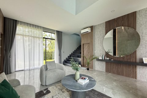 Villa à Pattaya, Thaïlande 4 chambres № 155680 - photo 10