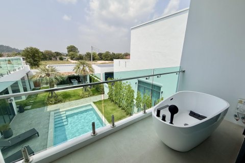 Villa à Pattaya, Thaïlande 4 chambres № 155680 - photo 18