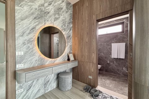 Villa à Pattaya, Thaïlande 4 chambres № 155680 - photo 25