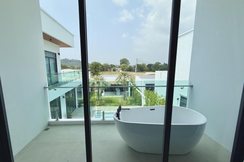 Villa à Pattaya, Thaïlande 4 chambres № 155680 - photo 17