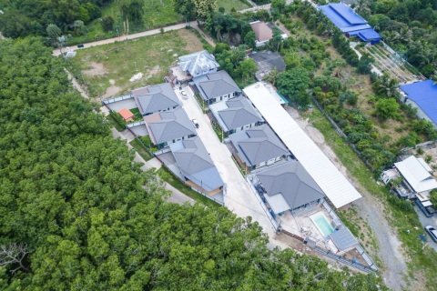 House in Rayong, Thailand 3 bedrooms № 163462 - photo 8