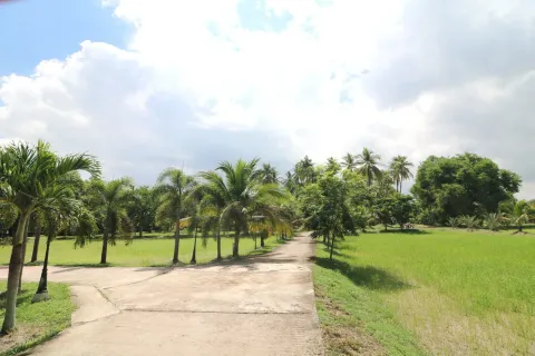 Land in Nong Khai, Thailand 51200 sq.m. № 163467