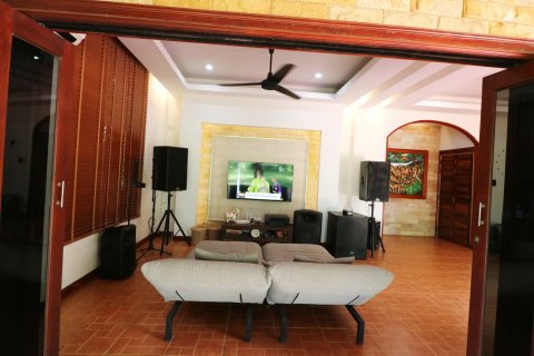 Land in Nong Khai, Thailand 51200 sq.m. № 163467 - photo 20