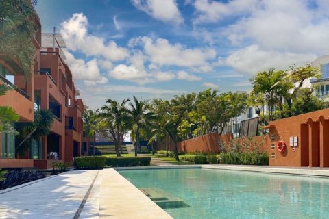 Condo à Hua Hin, Thaïlande, 3 chambres  № 222004