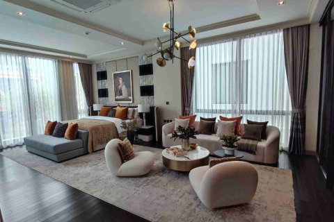 House in Bangkok, Thailand 5 bedrooms № 183926 - photo 8