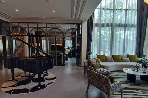House in Bangkok, Thailand 5 bedrooms № 183926 - photo 3