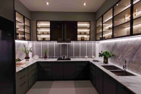 House in Bangkok, Thailand 5 bedrooms № 183926 - photo 5