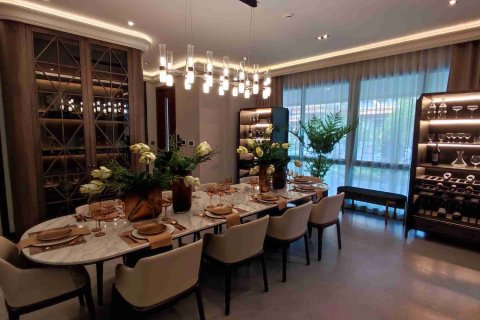 House in Bangkok, Thailand 5 bedrooms № 183926 - photo 11