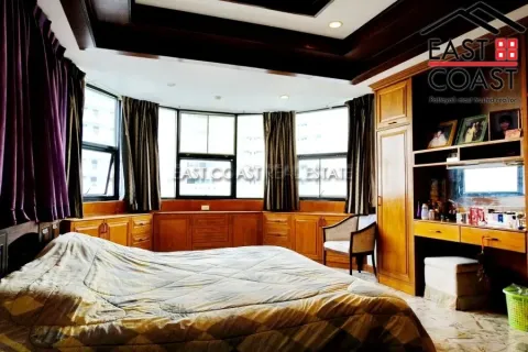 Condominio de 3 dormitorios en Jomtien Beach, Pattaya, Tailandia № 213112 - foto 17