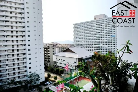 Condominio de 3 dormitorios en Jomtien Beach, Pattaya, Tailandia № 213112 - foto 11