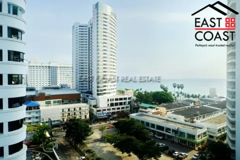 Condominio de 3 dormitorios en Jomtien Beach, Pattaya, Tailandia № 213112 - foto 18