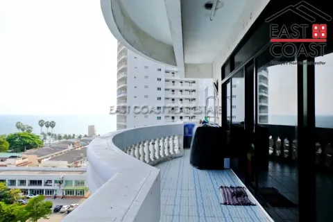Condominio de 3 dormitorios en Jomtien Beach, Pattaya, Tailandia № 213112 - foto 28