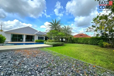 Casa de 3 dormitorios en Pattaya, Tailandia № 213114 - foto 9