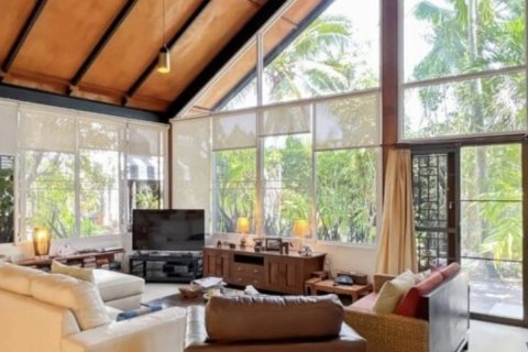 Villa in Hua Hin, Thailand 3 bedrooms № 134723 - photo 6
