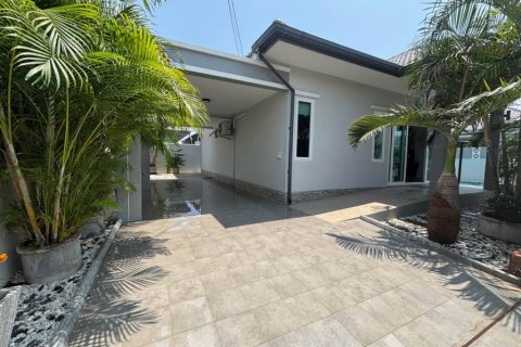 Вилла в Хуа Хине, Таиланд с 3 спальнями  № 134721 - фото 2