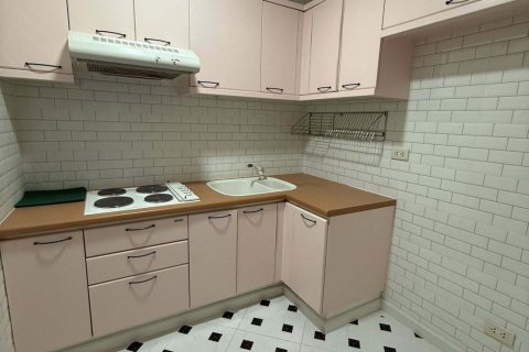 Condo à Pathum Wan, Bangkok, Thaïlande, 2 chambres  № 152760 - photo 15