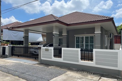 House in Khon Kaen, Thailand 3 bedrooms № 152759 - photo 1