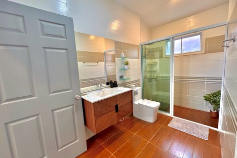 Villa in Pattaya, Thailand 3 bedrooms № 152761 - photo 10