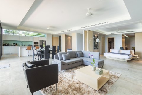 Penthouse in Phuket, Thailand 3 bedrooms № 161767 - photo 6