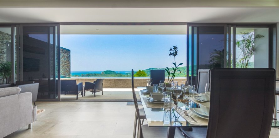 Penthouse in Phuket, Thailand 3 bedrooms № 161767