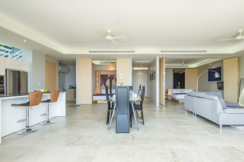 Penthouse in Phuket, Thailand 3 bedrooms № 161767 - photo 21