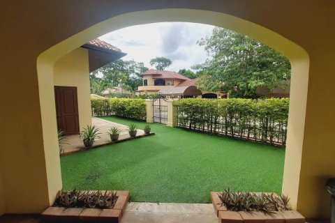 Villa in Pattaya, Thailand 3 Schlafzimmer № 233322 - Foto 4