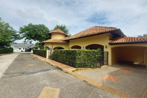 Villa in Pattaya, Thailand 3 Schlafzimmer № 233322 - Foto 2