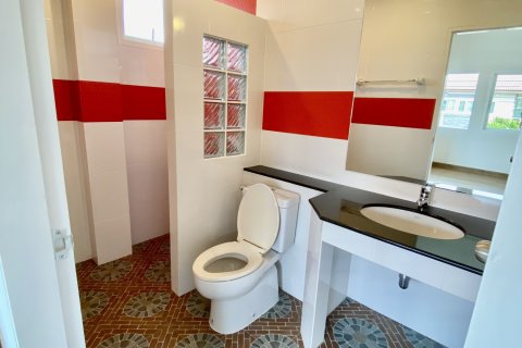 House in San Kamphaeng, Thailand 4 bedrooms № 138779 - photo 17