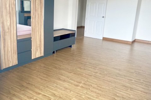 House in San Kamphaeng, Thailand 4 bedrooms № 138779 - photo 12