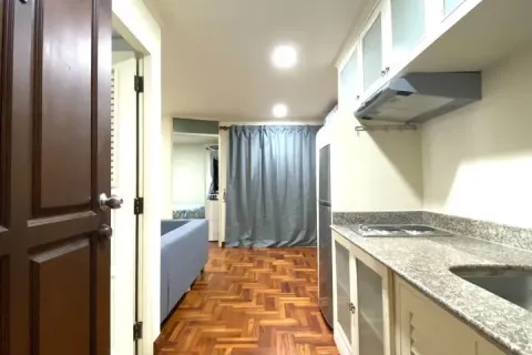 Studio dans le Condo à Khlong Toei, Bangkok, Thaïlande  № 169537 - photo 6