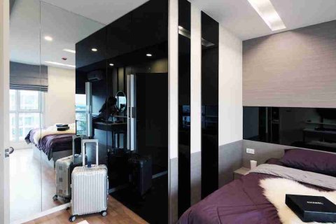 Condo in Phaya Thai, Bangkok, Thailand, 1 bedroom № 183512 - photo 6