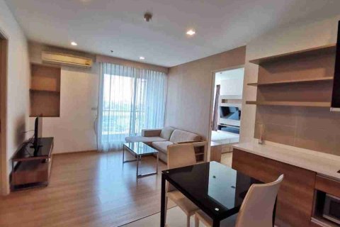 Condo in Bangkok, Thailand, 2 bedrooms  № 183509 - photo 4