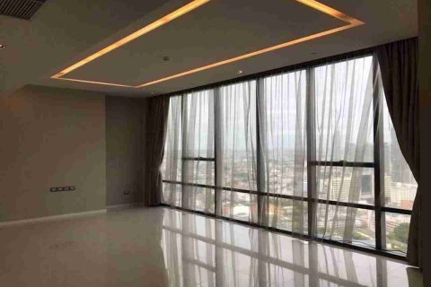 Condo in Thonburi, Bangkok, Thailand, 2 bedrooms № 183510 - photo 10