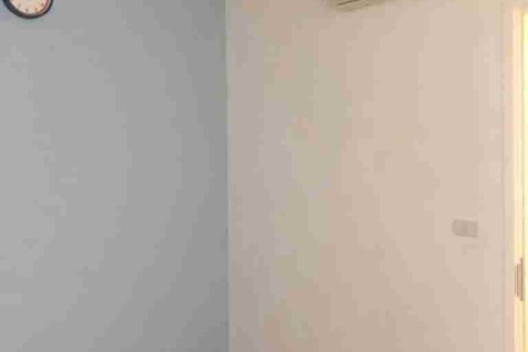 Condo in Thonburi, Bangkok, Thailand, 2 bedrooms № 183514 - photo 5