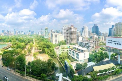 Кондоминиум с 2 спальнями в Клонг Тоэй, Бангкок, Таиланд № 140290 - фото 2