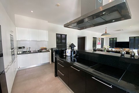 Villa à Hua Hin, Thaïlande 4 chambres № 168357 - photo 18