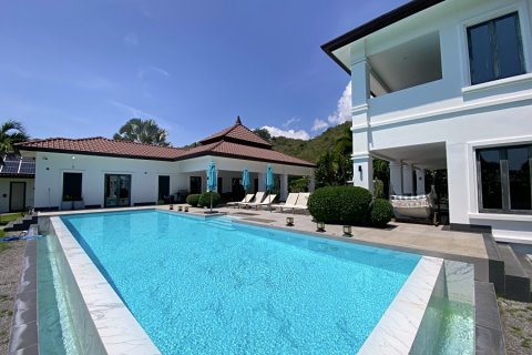 Villa à Hua Hin, Thaïlande 4 chambres № 168357 - photo 2