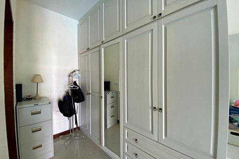 Villa in Hua Hin, Thailand 4 bedrooms № 168389 - photo 19