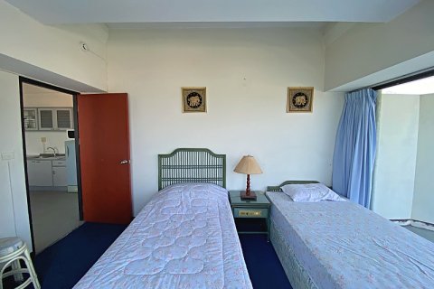 Condo in Hua Hin, Thailand, 2 bedrooms  № 168390 - photo 13