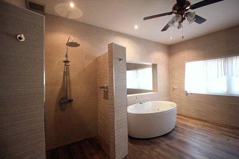 Villa à Hua Hin, Thaïlande 4 chambres № 168359 - photo 19