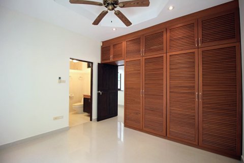 Villa à Hua Hin, Thaïlande 4 chambres № 168359 - photo 22